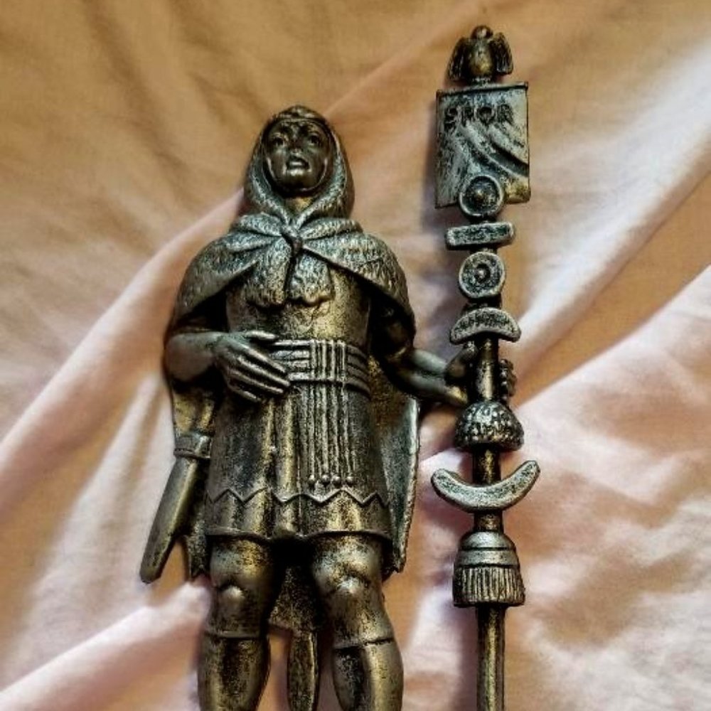 VINTAGE ROMAN GLADIATOR STATUE MADE IN ITALY